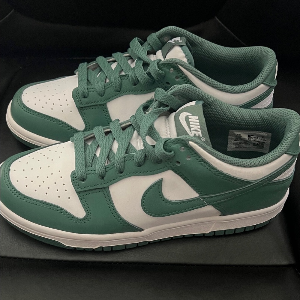 Nike Classic Green and White Sneakers